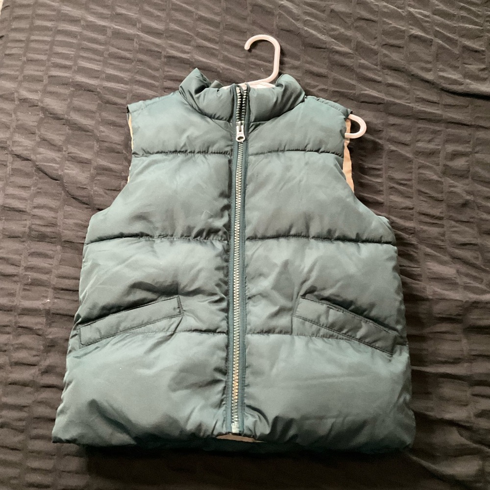 Like New! Old Navy Green Puffer Vest